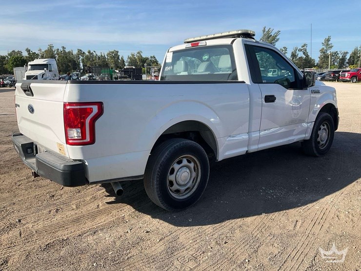 2017-ford-f150-image-3
