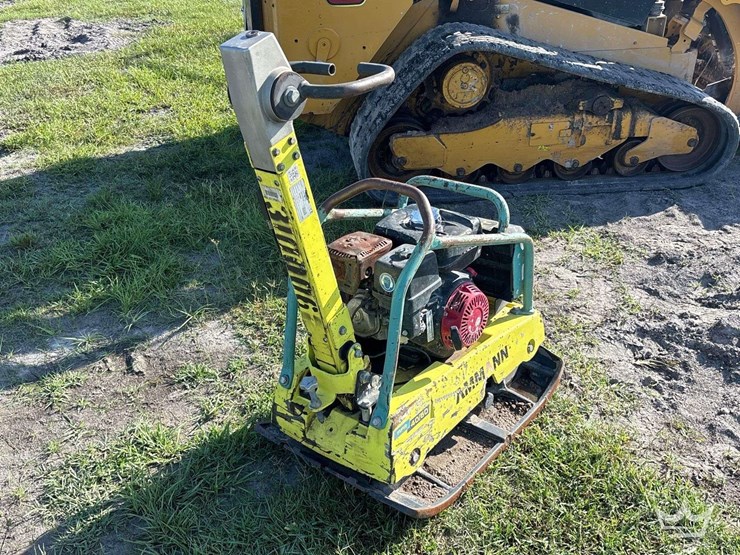 2022-ammann-apr-40-60-ho-vibratory-reversible-plate-compactor-image-4