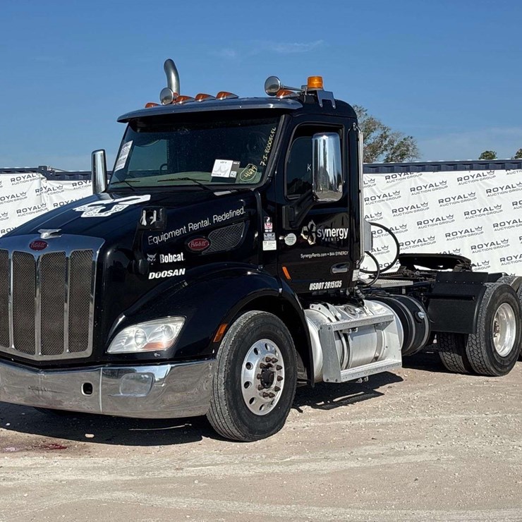 2018 PETERBILT 579