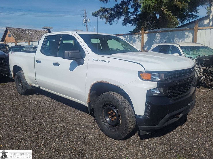 2021-chevrolet-silverado-1500-image-3
