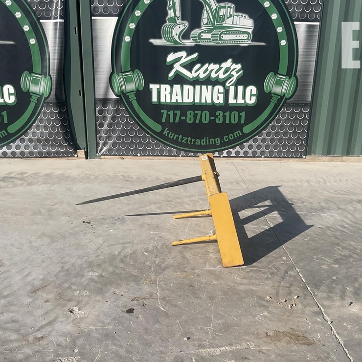SKID STEER