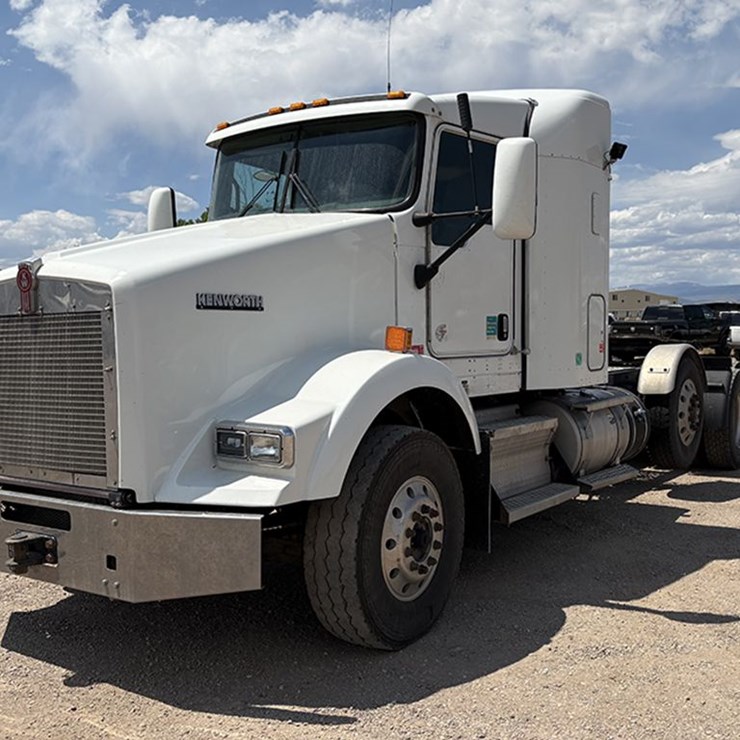 2017 KENWORTH T800