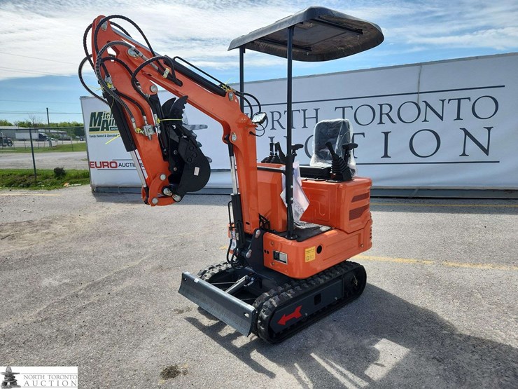 unused-2025-machpro-319-orange-blt-1-mini-excavator-image-1