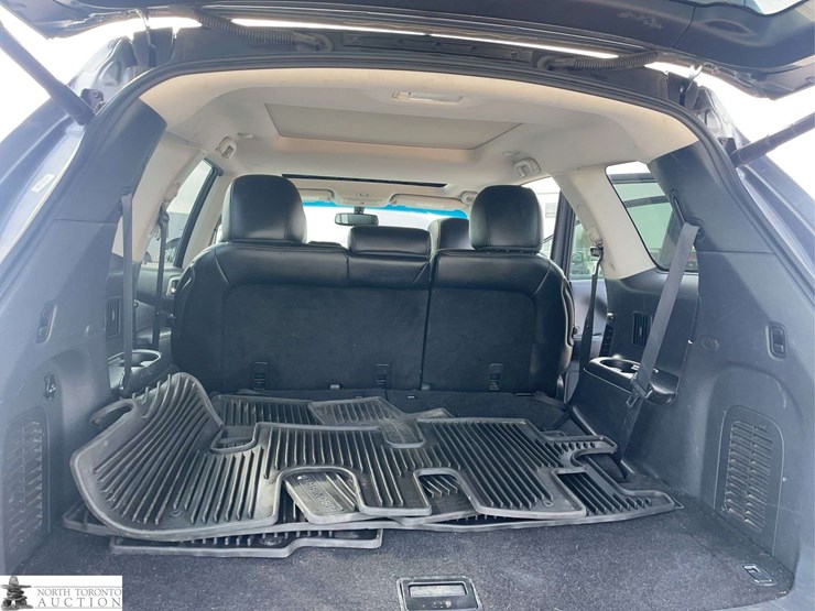 2015-nissan-pathfinder-image-21