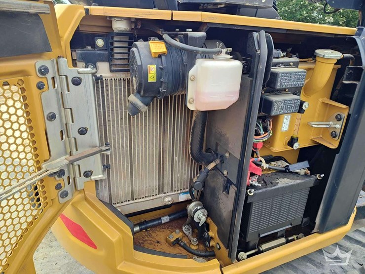 2022-caterpillar-303.5-image-25