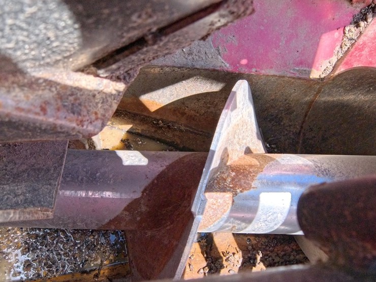 2012-massey-ferguson-9520-image-111