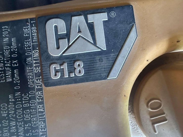 2013-caterpillar-303-image-56