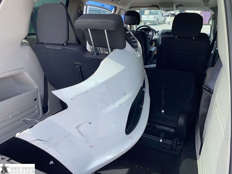 2017-dodge-grand-caravan-se-image-20