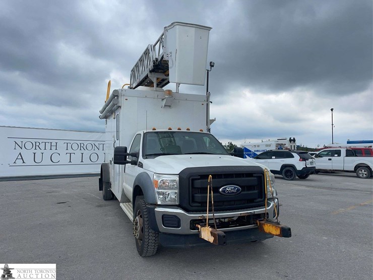 2012-ford-f550-image-3