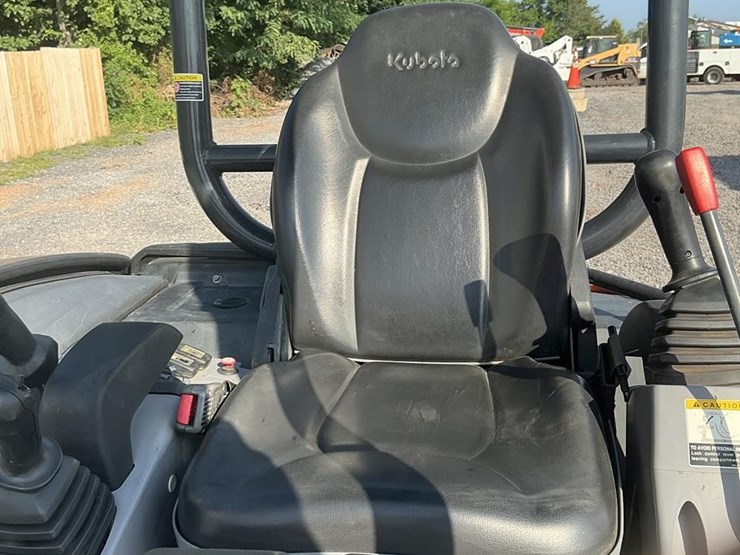 2021-kubota-kx040-4-image-13