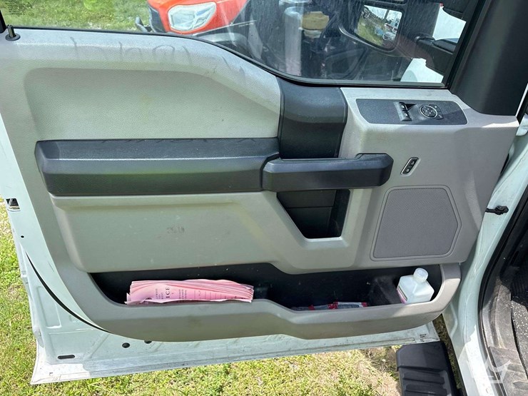 2019-ford-f250-image-16