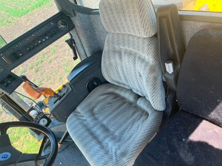 new-holland-fx60-image-21