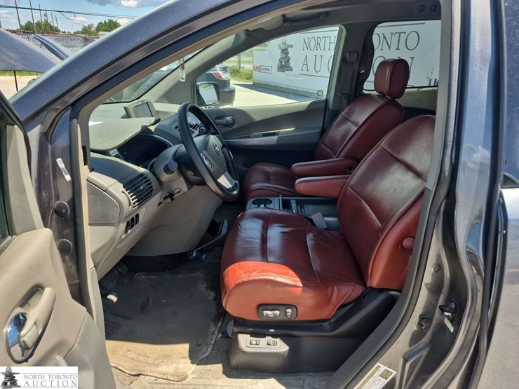 2007-nissan-quest-image-11