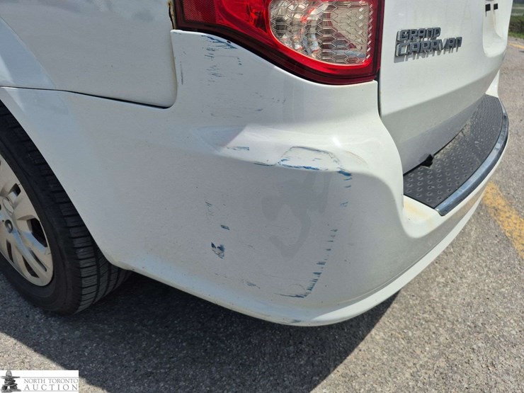 2016-dodge-grand-caravan-sxt-image-25