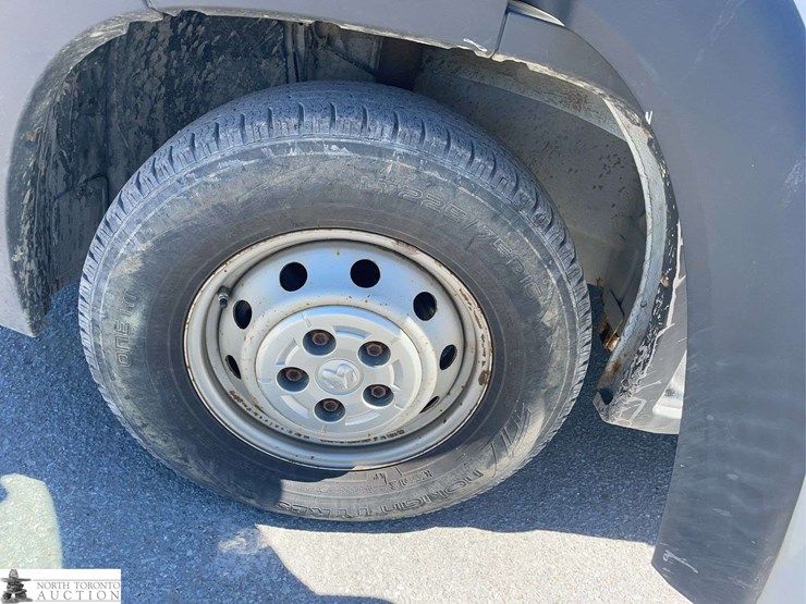 2015-ram-promaster-cargo-van-image-22