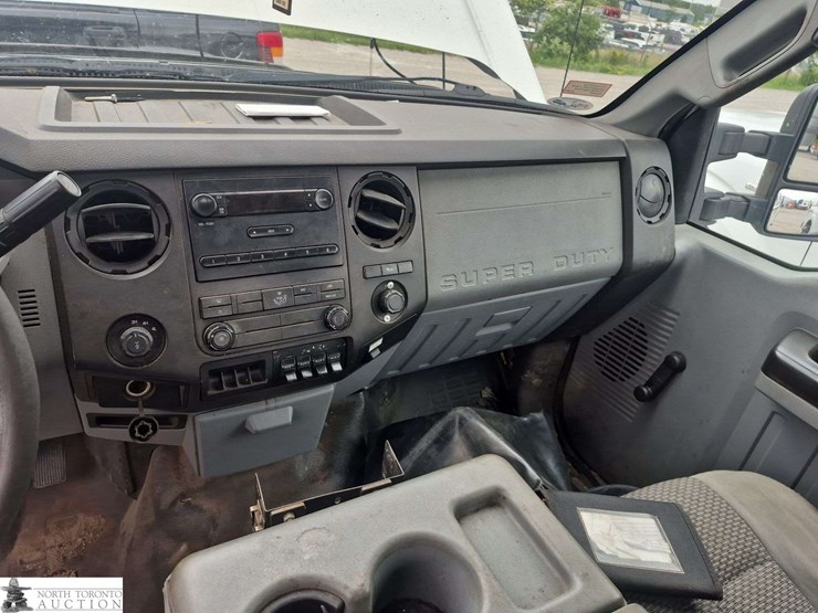 2011-ford-f350-image-14