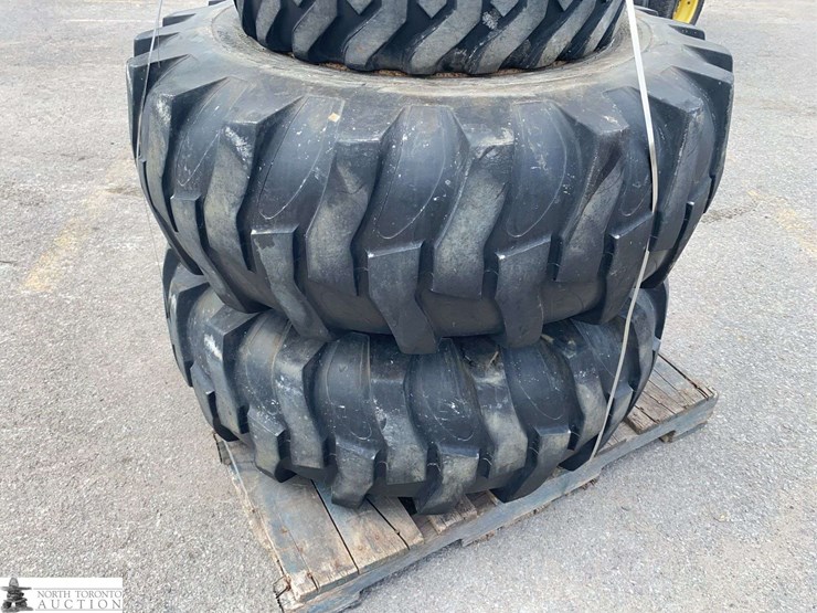 2010-john-deere-4520-image-39
