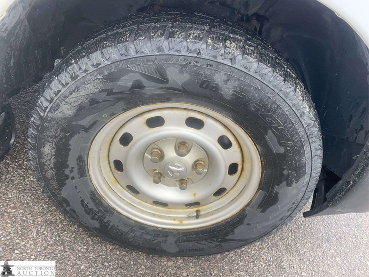 2016-dodge-1500-image-21