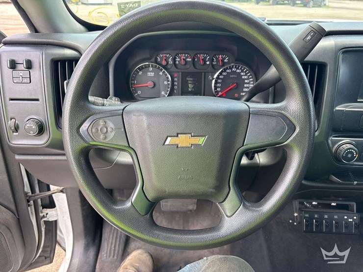 2018-chevrolet-silverado-1500-image-8