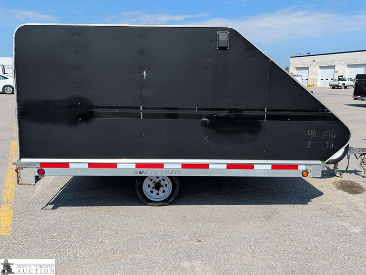 2013-northtrail-snowmobile-trailer-s/a-enclosed-trailer-image-6