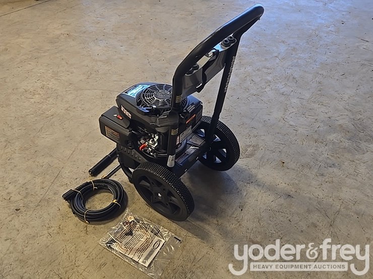 unused-2800-psi-simpson-pressure-washer-with-kohler-engine-image-2