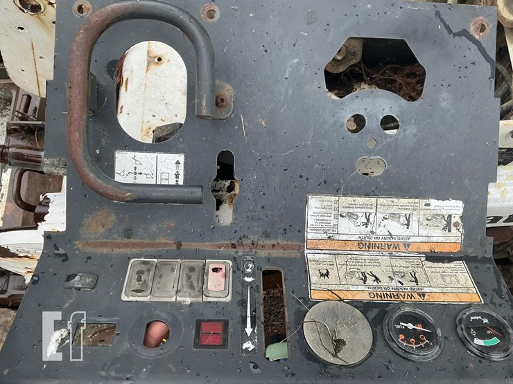 2006-bobcat-mt55-image-12