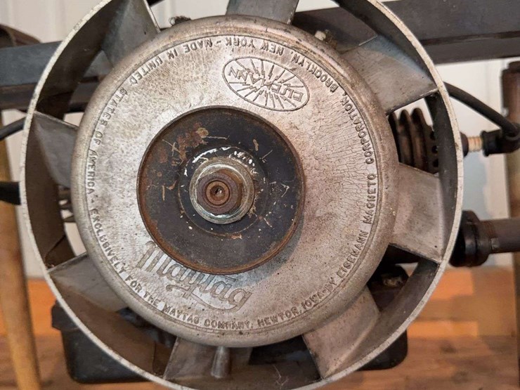 twin-cylinder-maytag-image-5