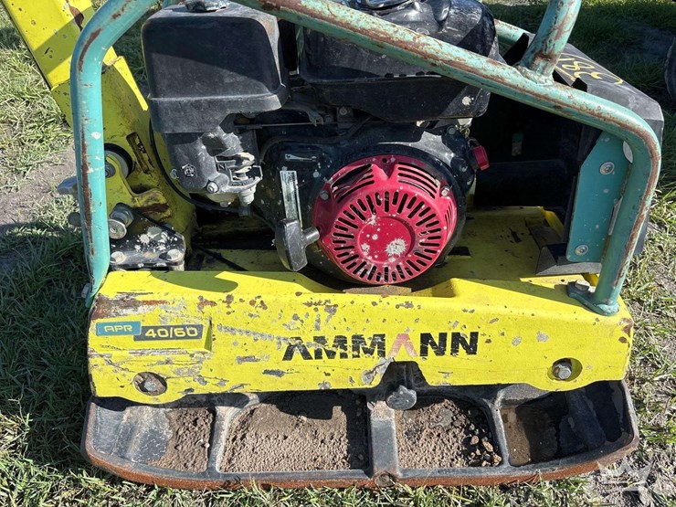 2022-ammann-apr-40-60-ho-vibratory-reversible-plate-compactor-image-17