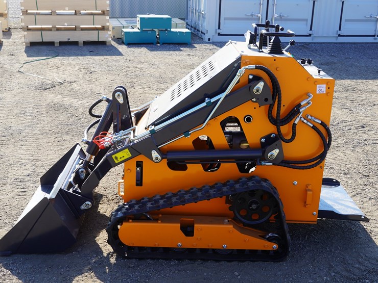 #1021-•-unused-landhonor-lhr-t460s2-tracked-mini-stand-on-skid-steer-loader---middlefield,-ohio-image-2