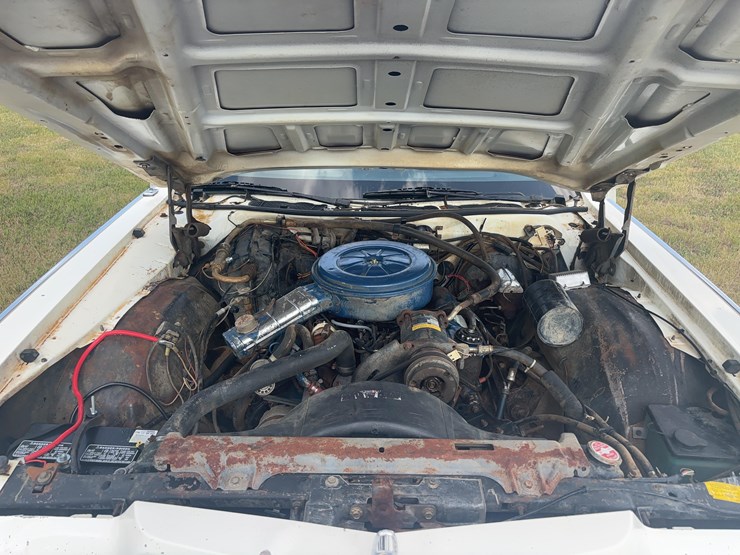 1976-ford-ltd-landau-image-17