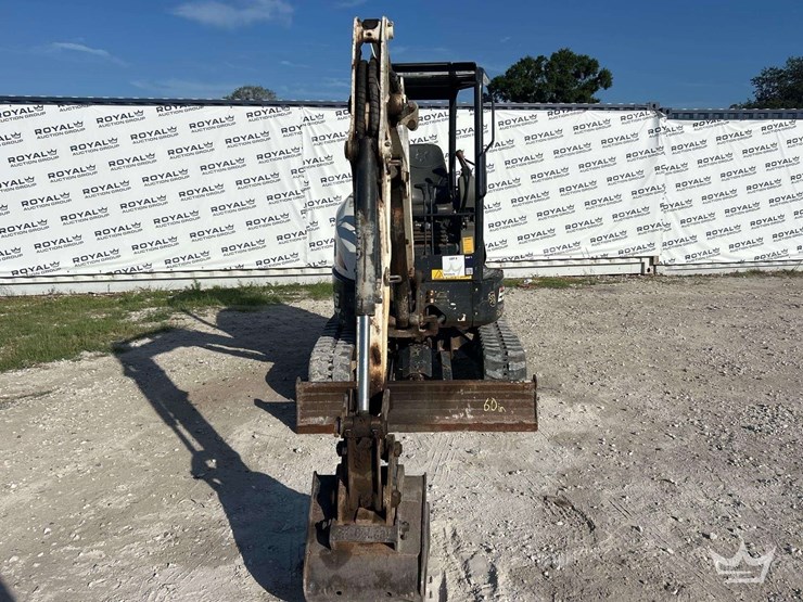 2021-bobcat-e26-image-20
