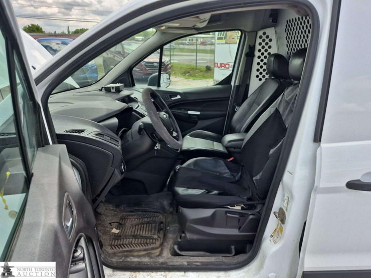 2017-ford-transit-connect-image-11