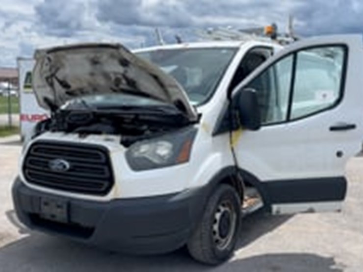 2016-ford-transit-image-9