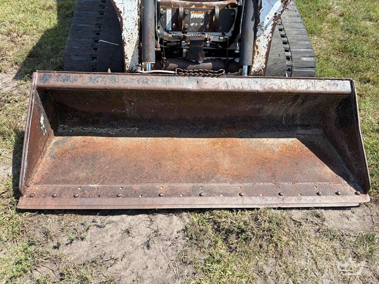 2015-bobcat-t750-image-14