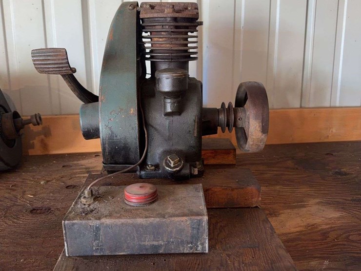 (2)-briggs&-stratton-engines-image-9