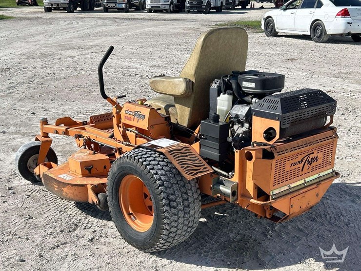 2002-scag-turf-tiger-61in.-zero-turn-commercial-mower-image-11