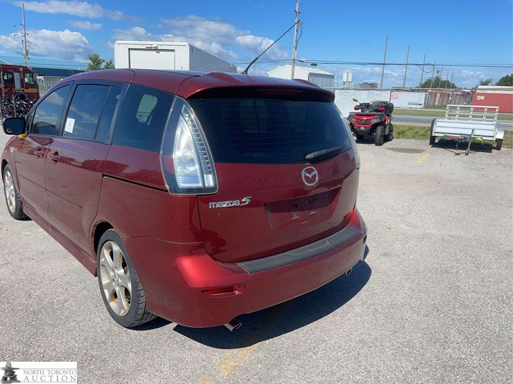 2009-mazda-mazda5-image-7