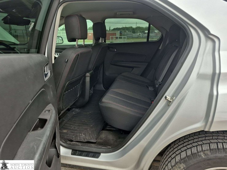 2014-chevrolet-equinox-image-15