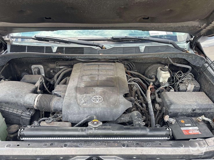 2014-toyota-tundra-image-6