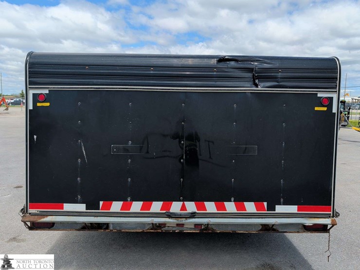 2013-l&b-moore-s/a-enclosed-trailer-image-4