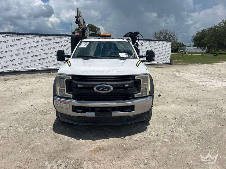2019-ford-f550-image-36