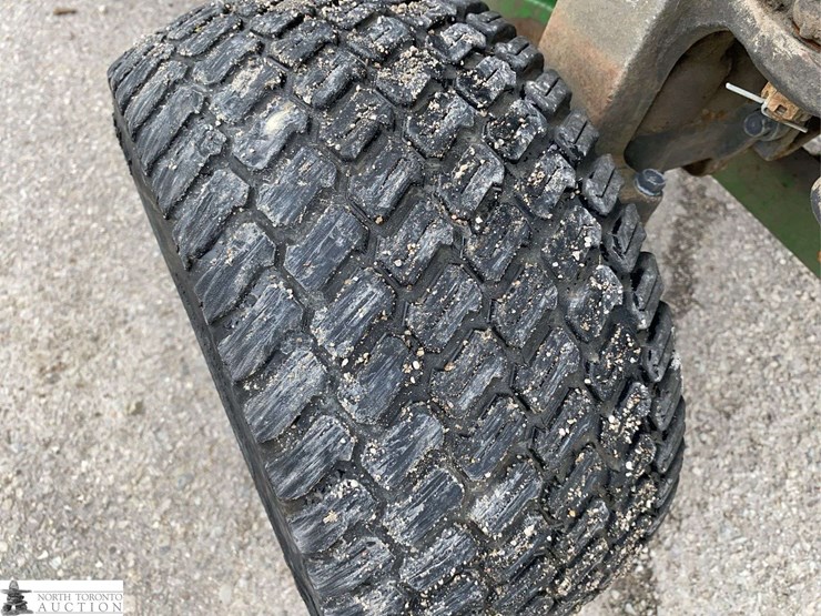 2010-john-deere-1445-image-19