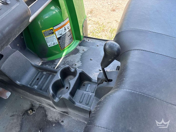 2023-john-deere-hpx615e-4x4-gas-utility-cart-image-12