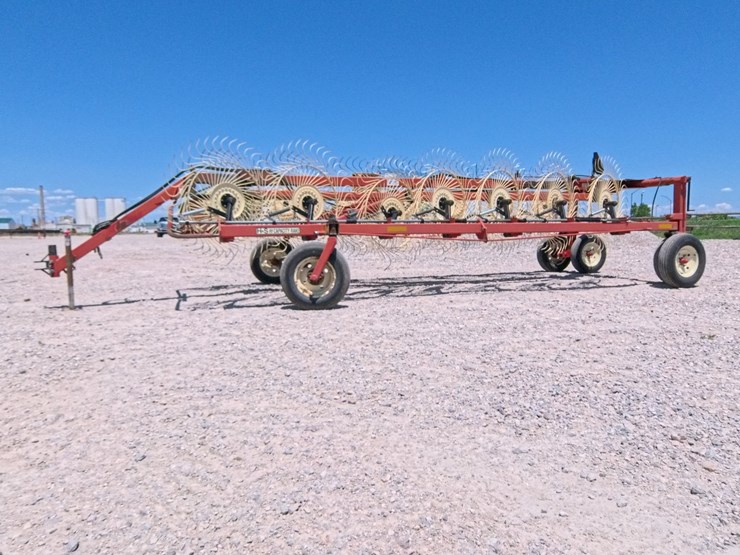 #1074-•-h&s-bf14-hi-capacity-wheel-rake-image-1