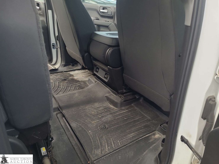 2021-chevrolet-silverado-1500-image-21