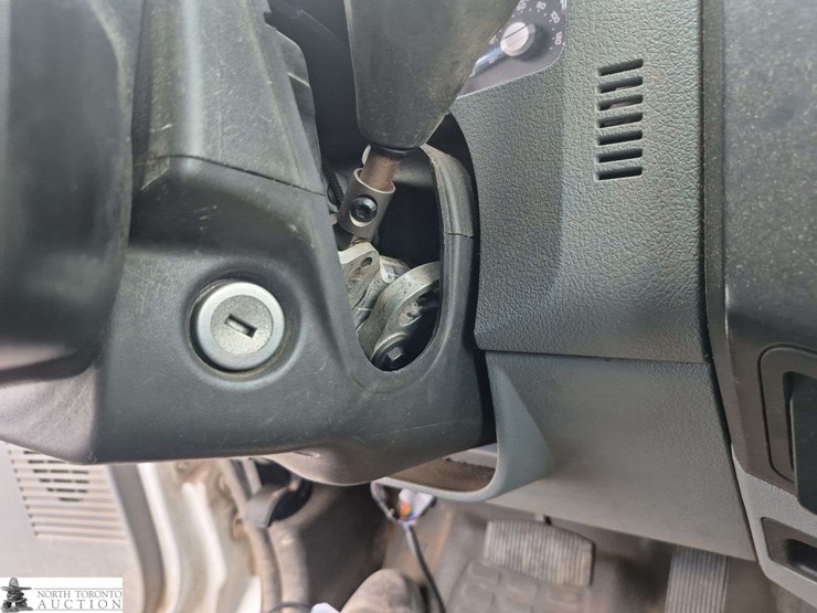 2011-ford-f350-image-16