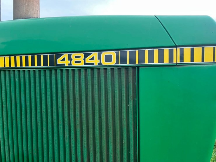 john-deere-4840-image-38