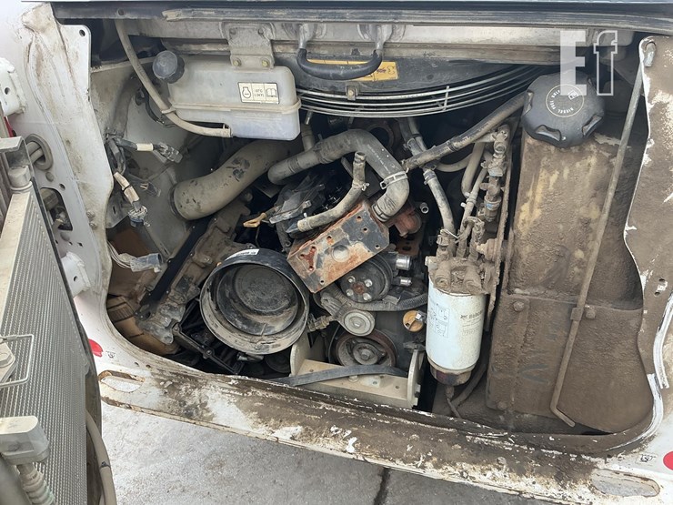 2020-bobcat-t76-image-17