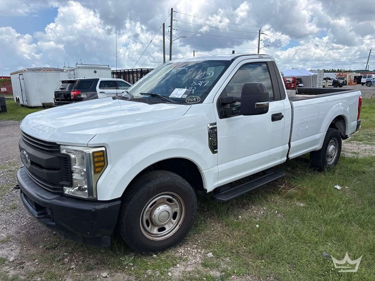 2019-ford-f250-image-1