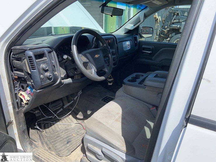 2015-chevrolet-silverado-1500-image-9